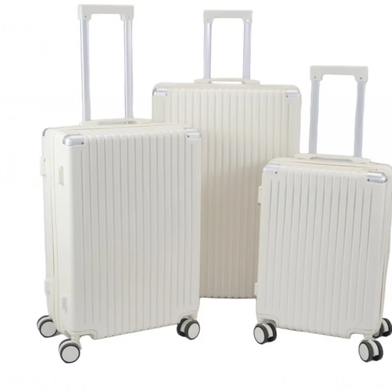 ΣΕΤ ΒΑΛΙΤΣΕΣ 3 ΤΕΜΑΧΙΩΝ 20″-24″-28″ – ΣΚΛΗΡΕΣ, ΕΛΑΦΡΙΕΣ & ΑΝΘΕΚΤΙΚΕΣ – ΕΚΡΟΥ